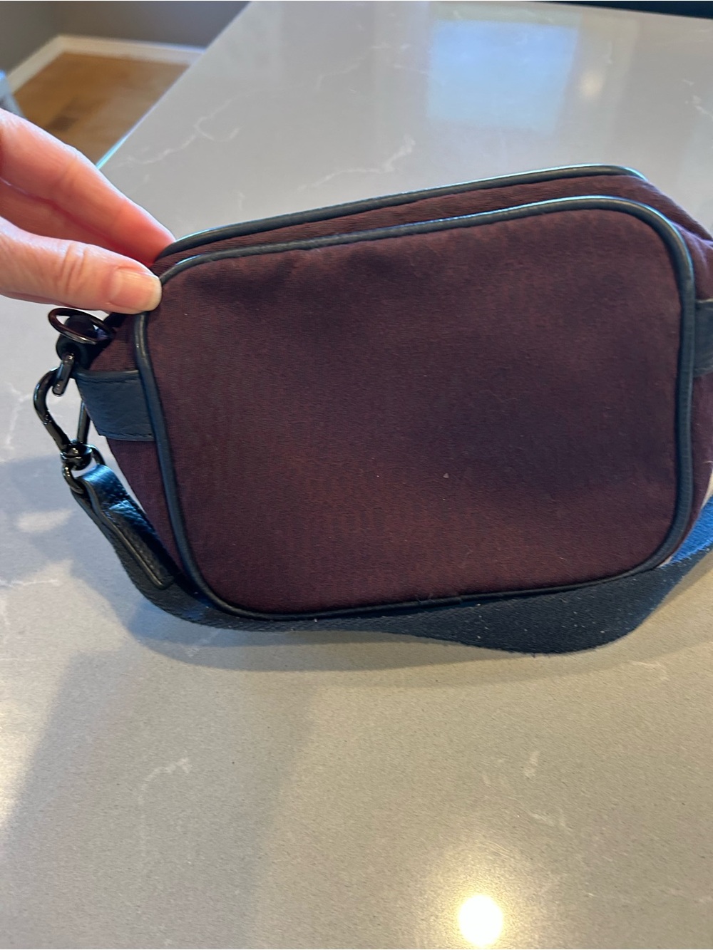 Women’s Crossbody Bag - Deep Burgundy